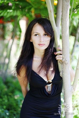 Ukrainian brides: Elena Ponomar, Zaporozhye, Ukraine