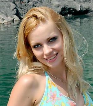 Ukrainian brides: Natasha Serova, Lugansk, Ukraine