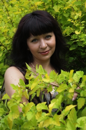 Ukrainian brides: Anna Tsvigun, Schastie, Ukraine