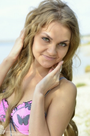 Ukrainian brides: Yulia Guzhienko, Nikolaev, Ukraine