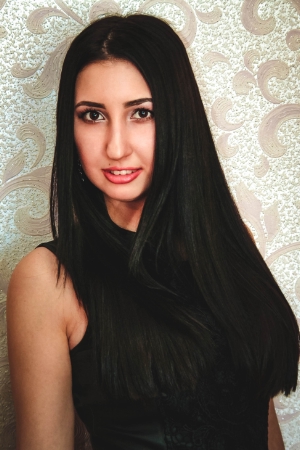 Ukrainian brides: Elena Taranova, Nikolaev, Ukraine