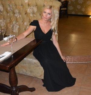 Ukrainian brides: Julia Kolosova, Mariupol, Ukraine