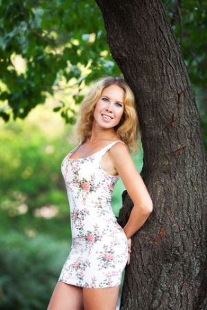 Ukrainian brides: Karaulan Yuliya, Mariupol, Ukraine