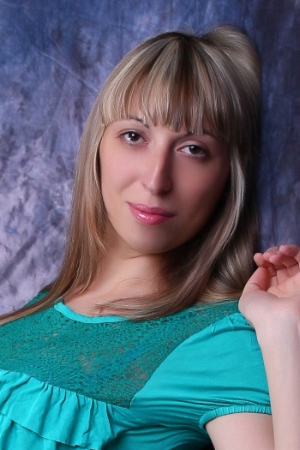 Ukrainian brides: Mariya Antonova, Mykolaiv, Ukraine