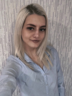 Ukrainian brides: Elena Kompaniets, Kherson, Ukraine