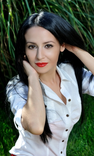 Ukrainian brides: Anastasia Chepinoga, Kherson, Ukraine