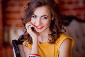 Ukrainian brides: Alisa Mkrtichan, Zaporozhye, Ukraine