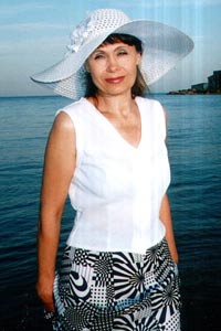 Ukrainian brides: Helen Zhuravel, Kerch, Ukraine