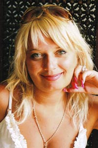 Ukrainian brides: Helen Kosinskaya, Odessa, Ukraine