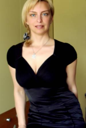 Ukrainian brides: Larisa Kravtsova, Donetsk, Ukraine